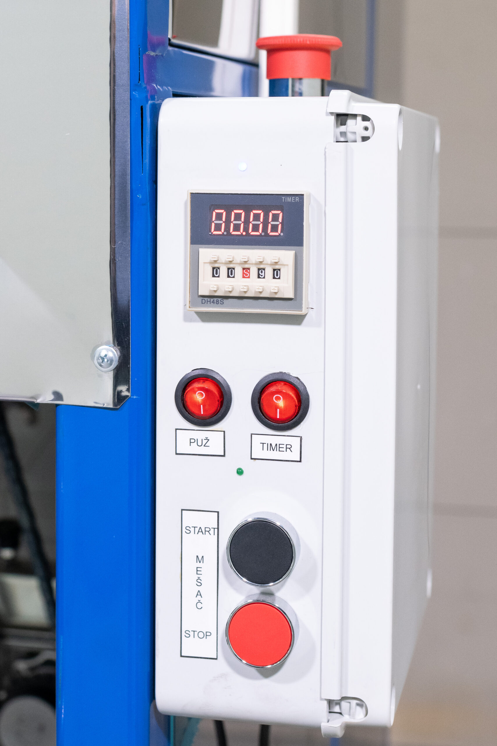 Ζυμωτήριο Μελισσοτροφών 130kg Θερμαινόμενο με Δοσομετρητή Επαγγελματικό - Image 2